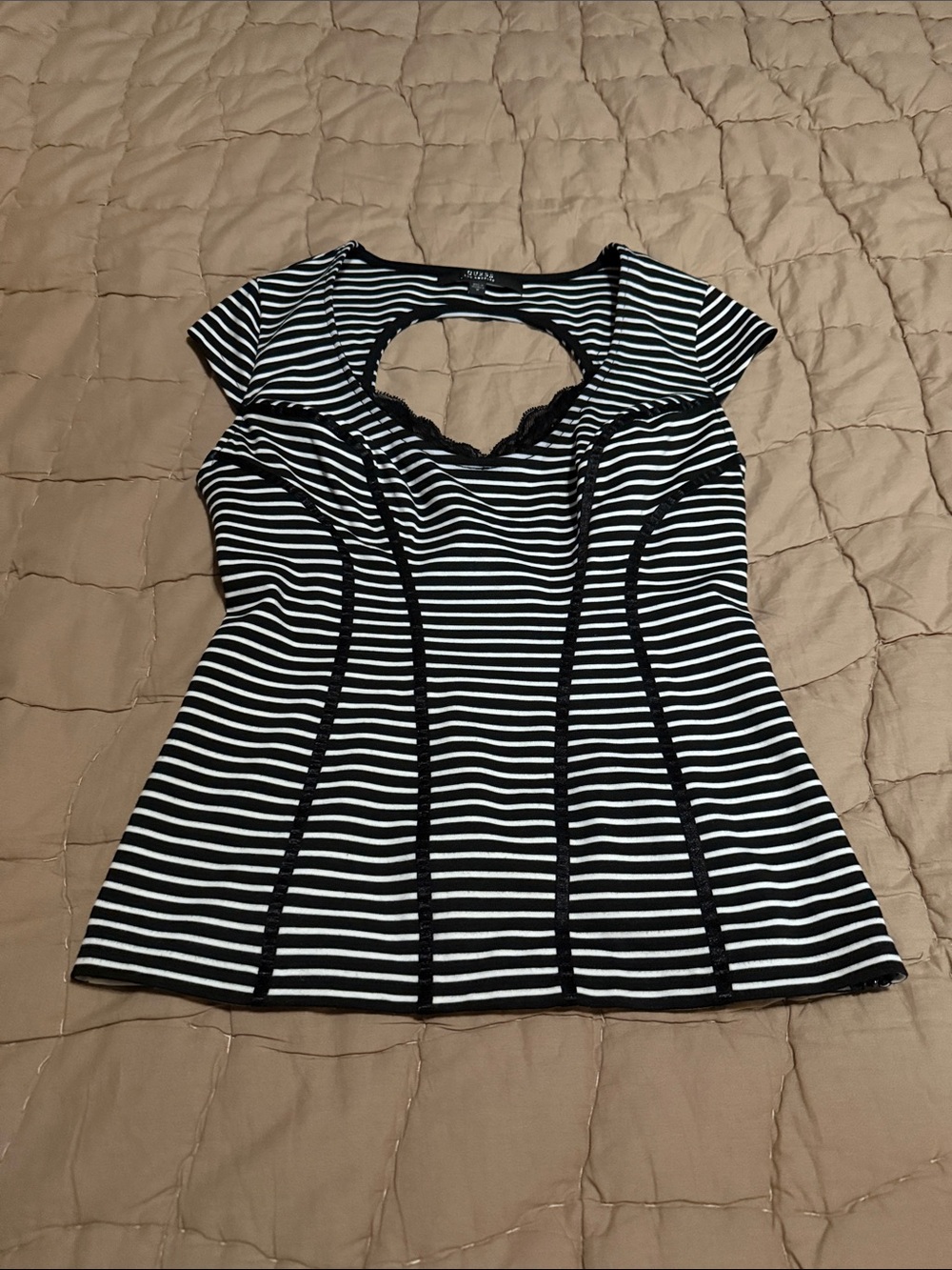 Guess cap sleeve Black & White Striped Top